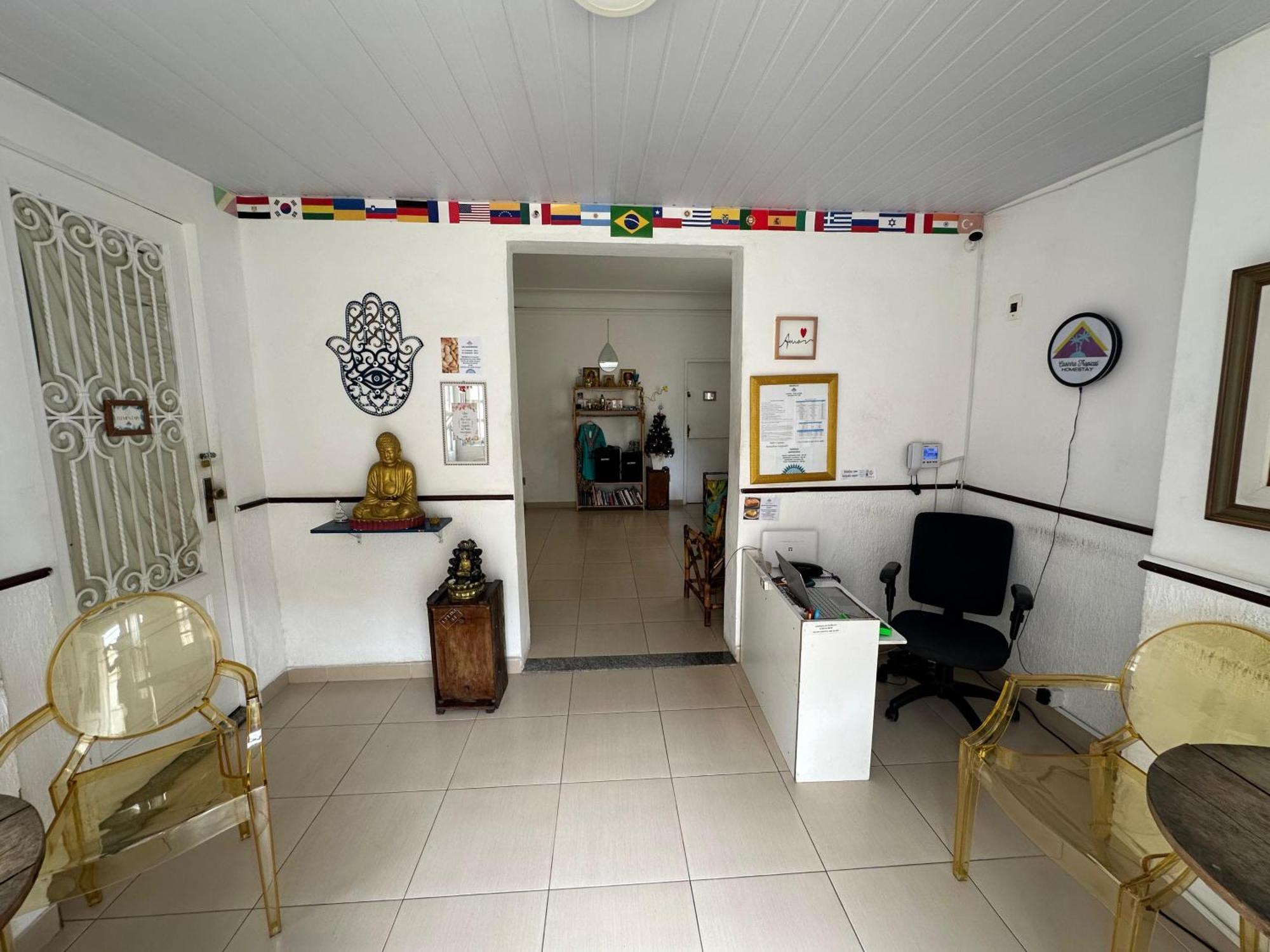 Hostel Casinha Tropical *